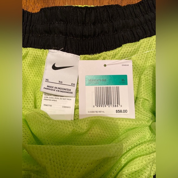 Nike Men's Logo Tape 9” Volley Swim Shorts Swimwear Green Size - Picture 3 of 5